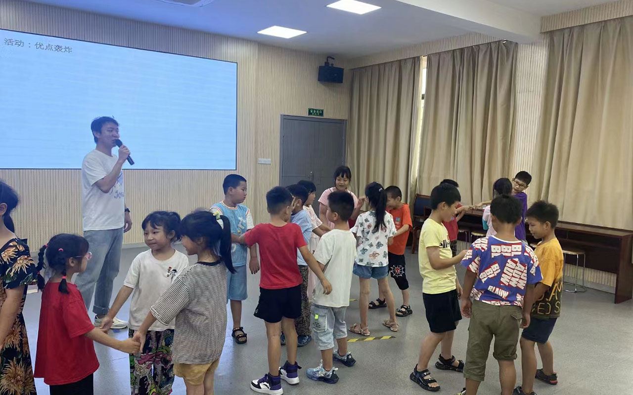 鸠江龙观乡中心学校